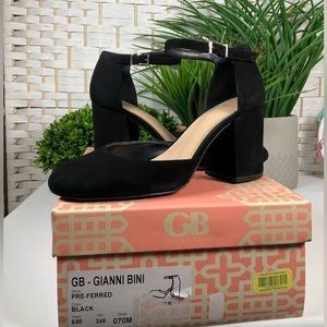 Pre Loved Gianni Bini Black Block Suede Heels|Pumps Size 7